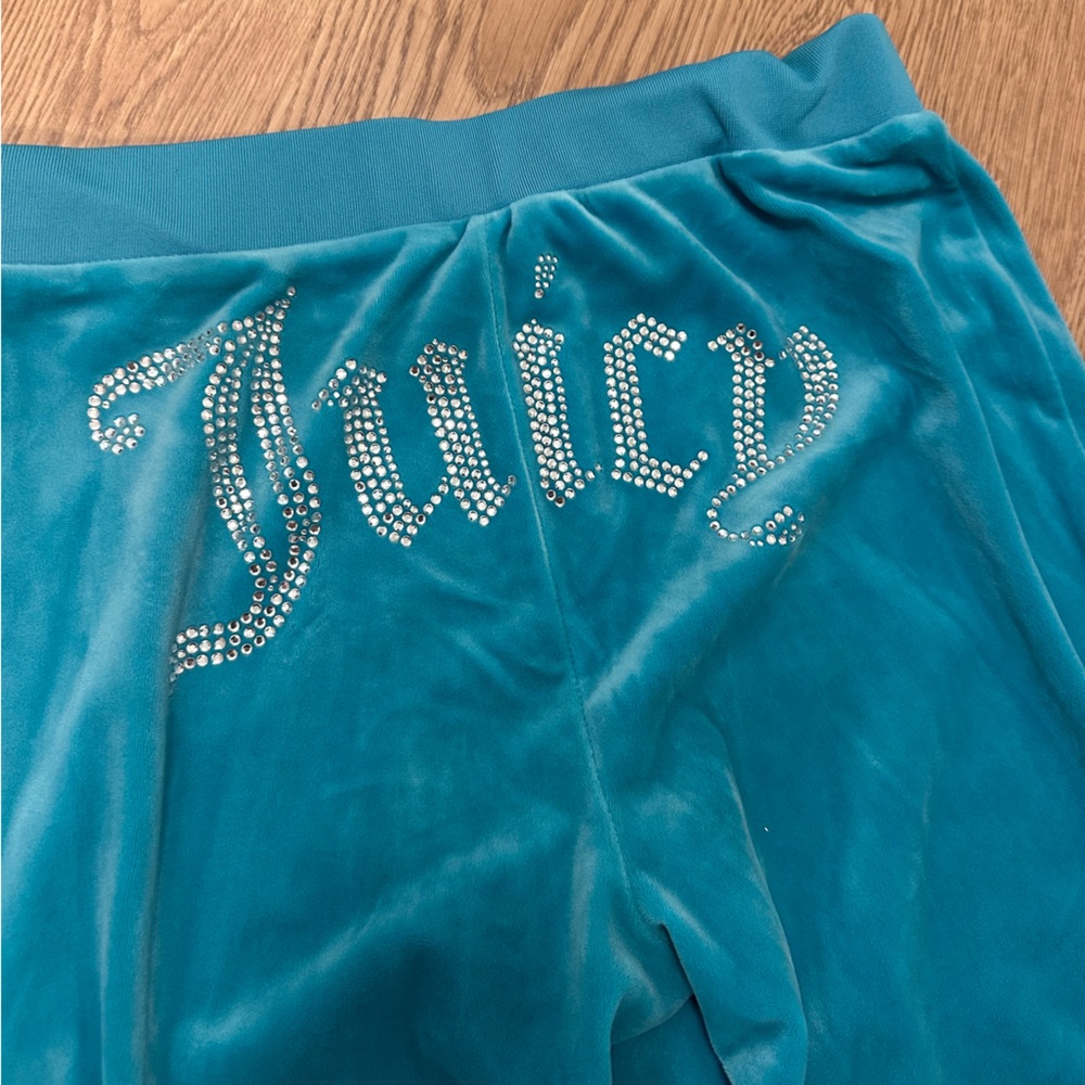 Juicy pants